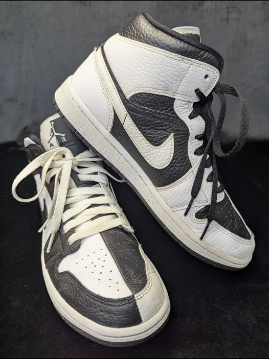 Sz 8M/9.5W Nike Jordans 1 Mid Split Black White Womens Mids Sneakers DR0501-101 - Picture 1 of 15